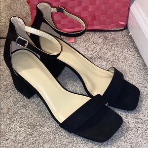 black square short heels